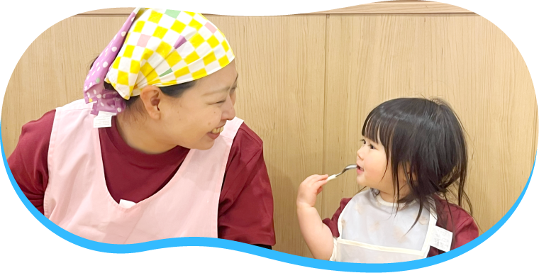 栄養士とこどもの写真